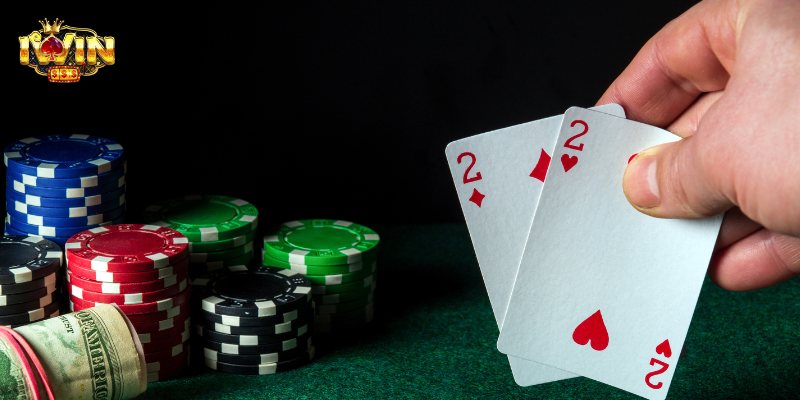 Lưu ý khi chơi poker tại Iwin